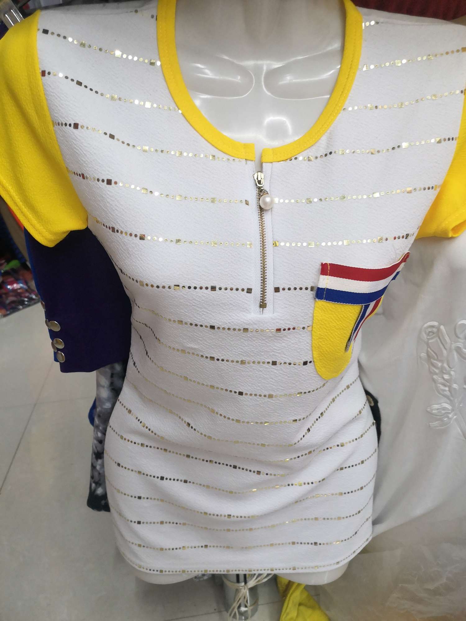 Colour stripe dress with short sleeves thumbnail