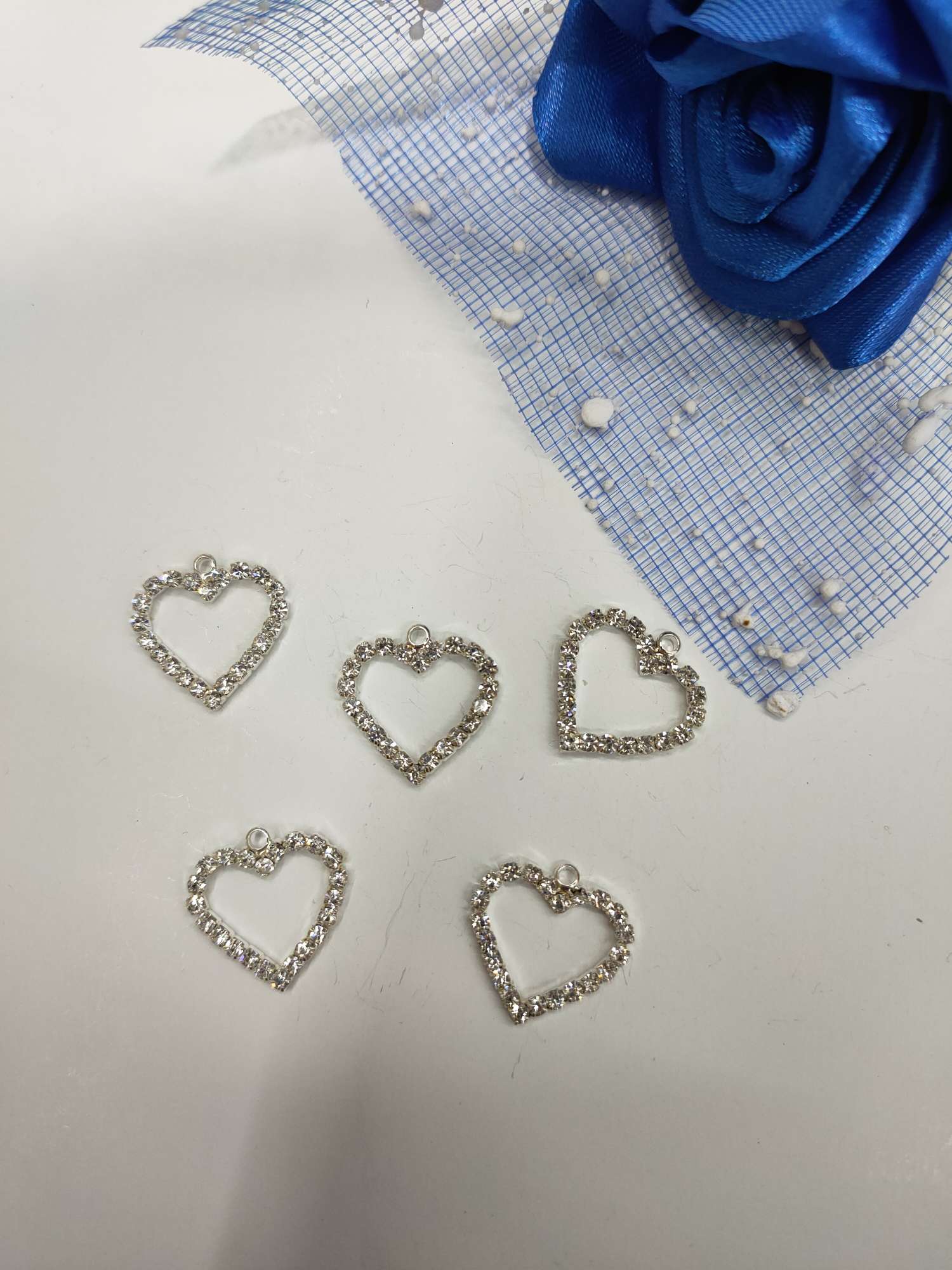Quality rhinestone hollow heart accessories thumbnail