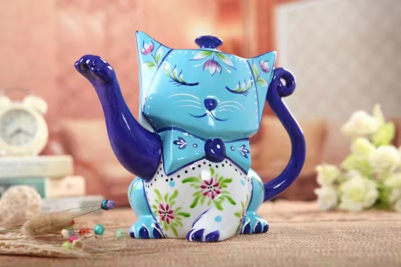Chunling Craft Ceramic Painted Cat Teapot Home Decoration 11 details Picture