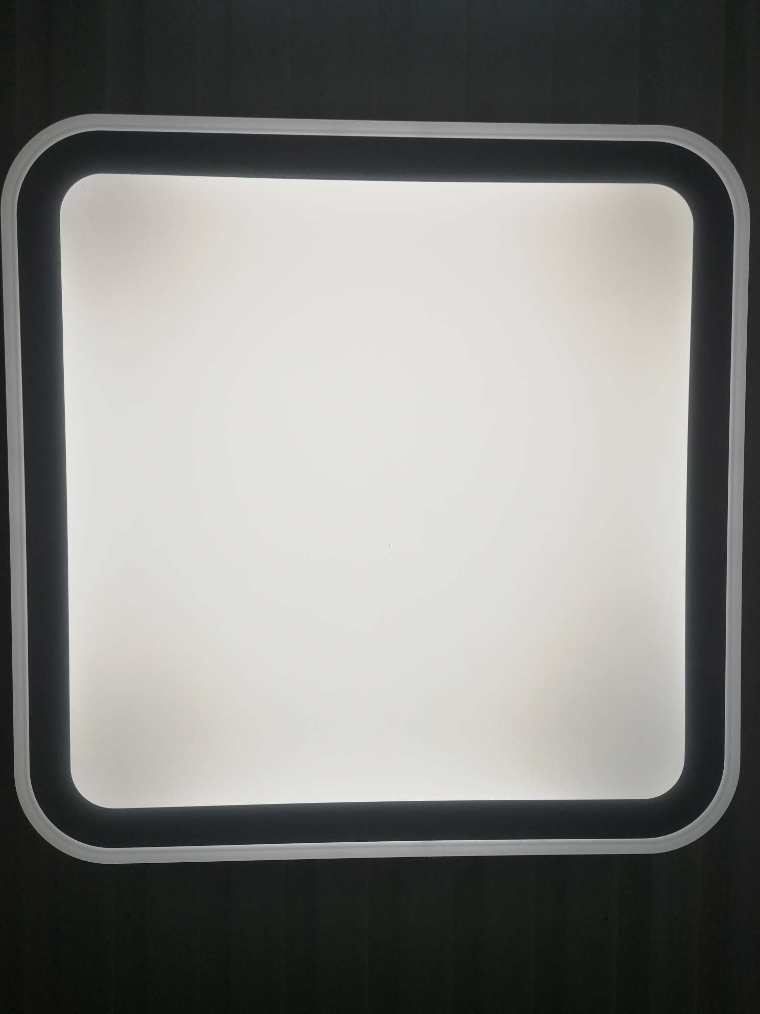 LED ceiling lamp