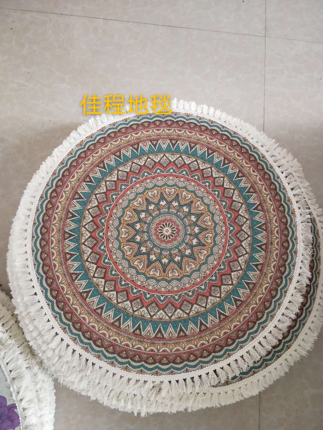 The new fringed round printed floor mat, high-definition printed floor mat, Persian-style pattern floor mat, Arabic pattern floor mat, is a bestseller in foreign trade. The new floor mat has multiple patterns undefined
