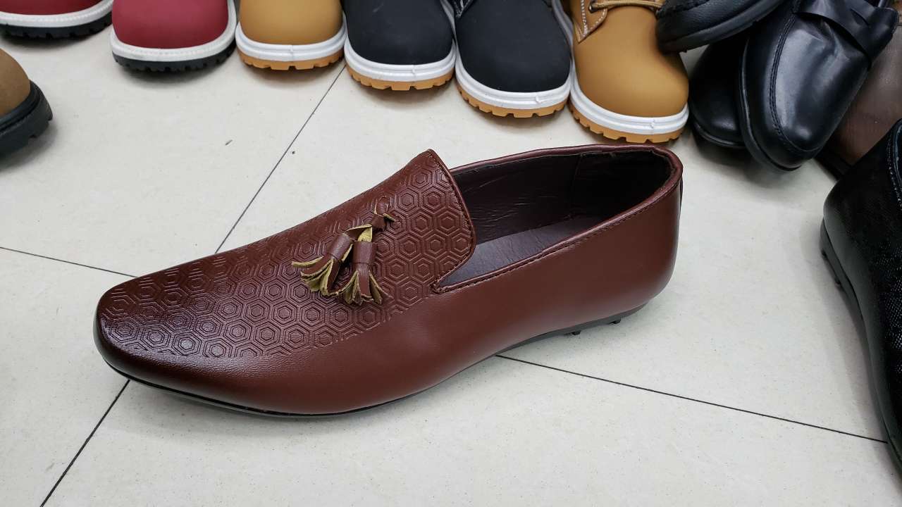 Leather shoes; Specification image