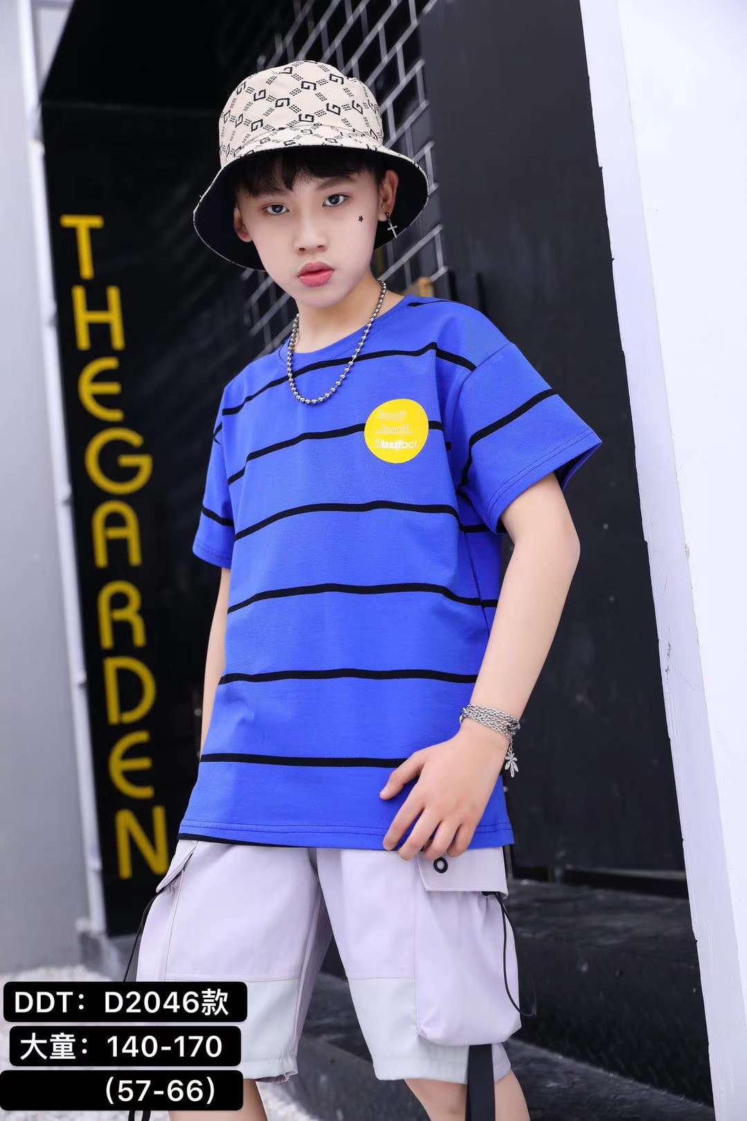 A large blue horizontal striped boy T-shirt details Picture