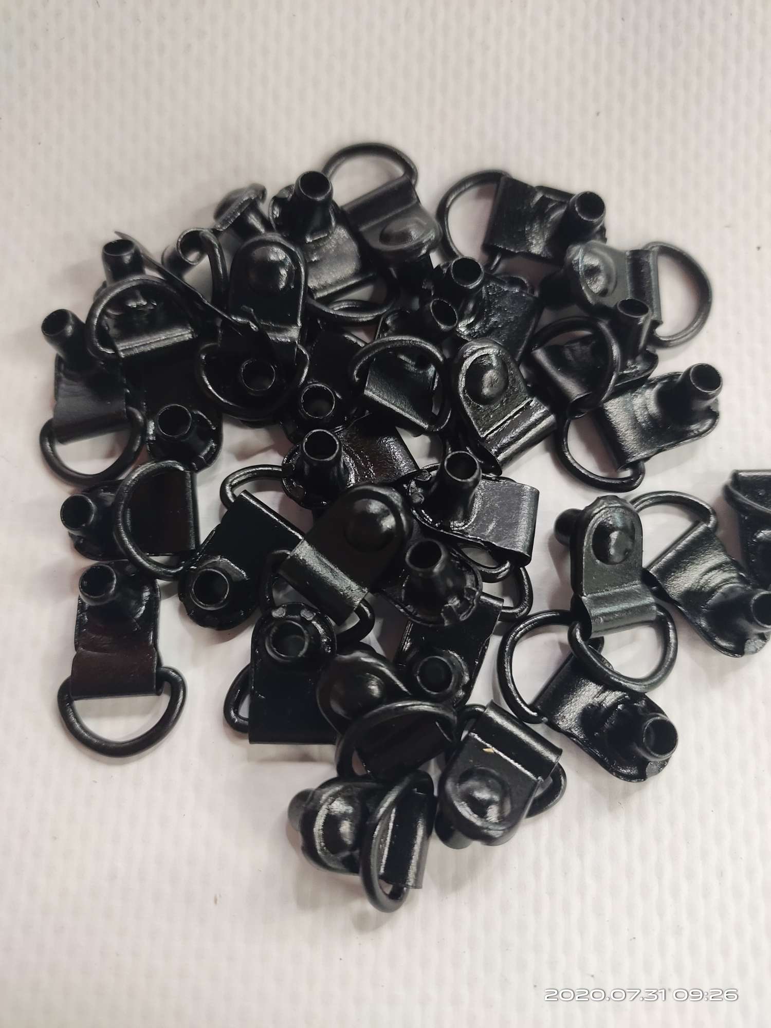 Direct sales of all kinds of shoe buckles from the cap nail manufacturer undefined