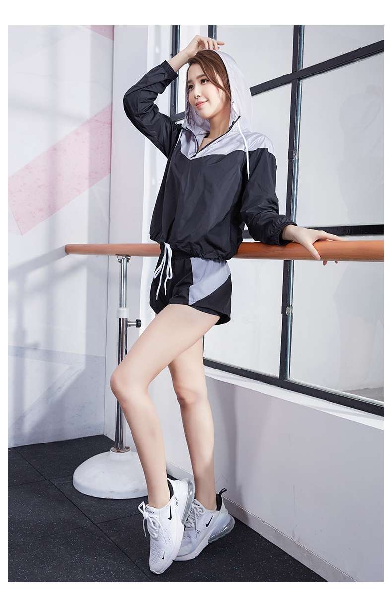 健身房套装女夏天薄款速干性感时尚专业高端运动晨跑步网红瑜伽服2