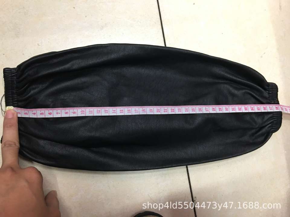 Leather sleeve covers, winter waterproof and oil-proof, adult sleeves, PU sleeve guards, extra-large, extra-long sleeve covers, labor protection sleeve covers Specification image