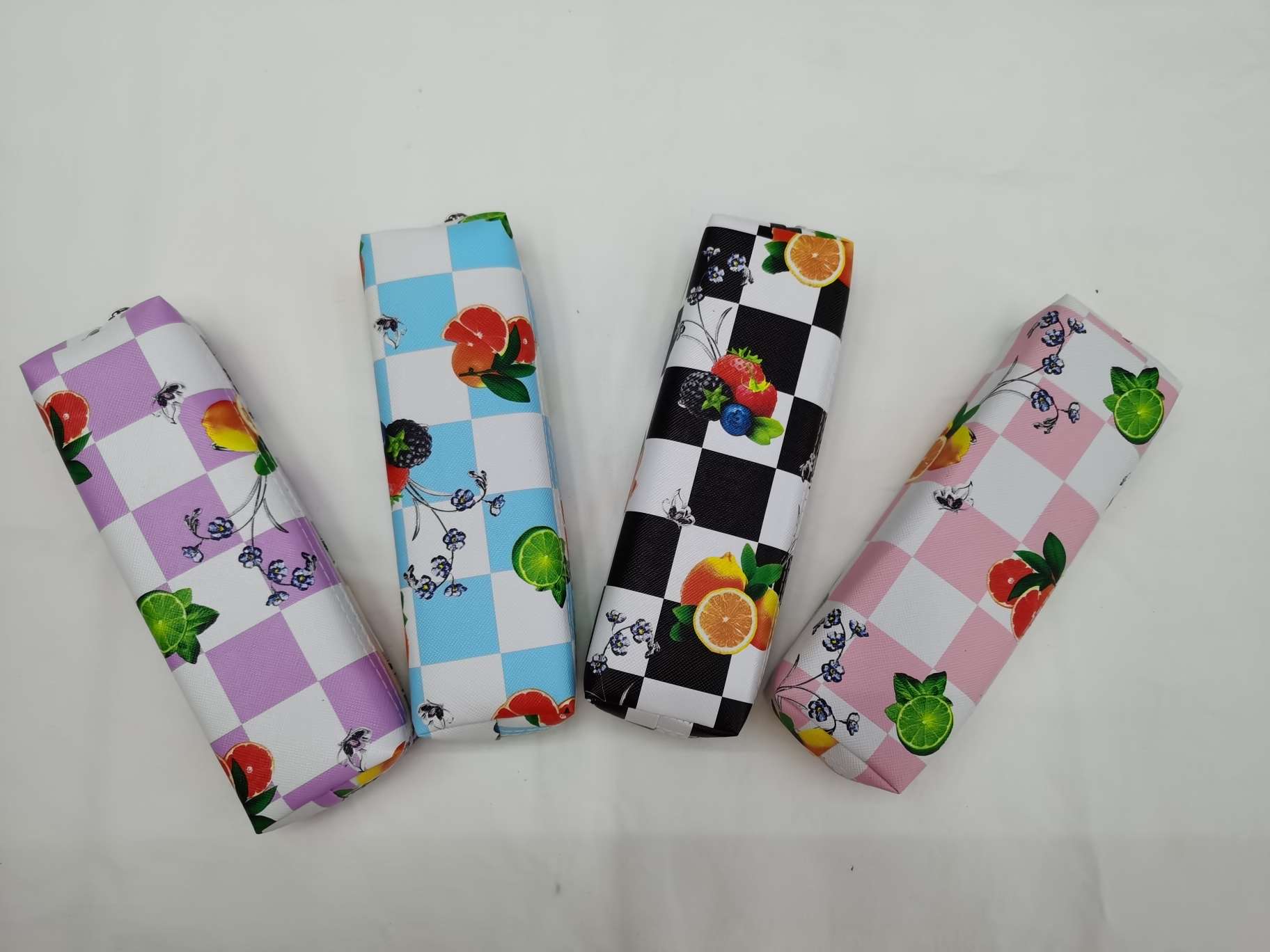 牛津笔袋PVC笔袋尼龙笔袋网红笔袋爆款笔袋印上客人LOgO笔袋大容量笔袋学生笔袋圆筒笔袋亮片笔袋创意笔袋收纳文具产品图