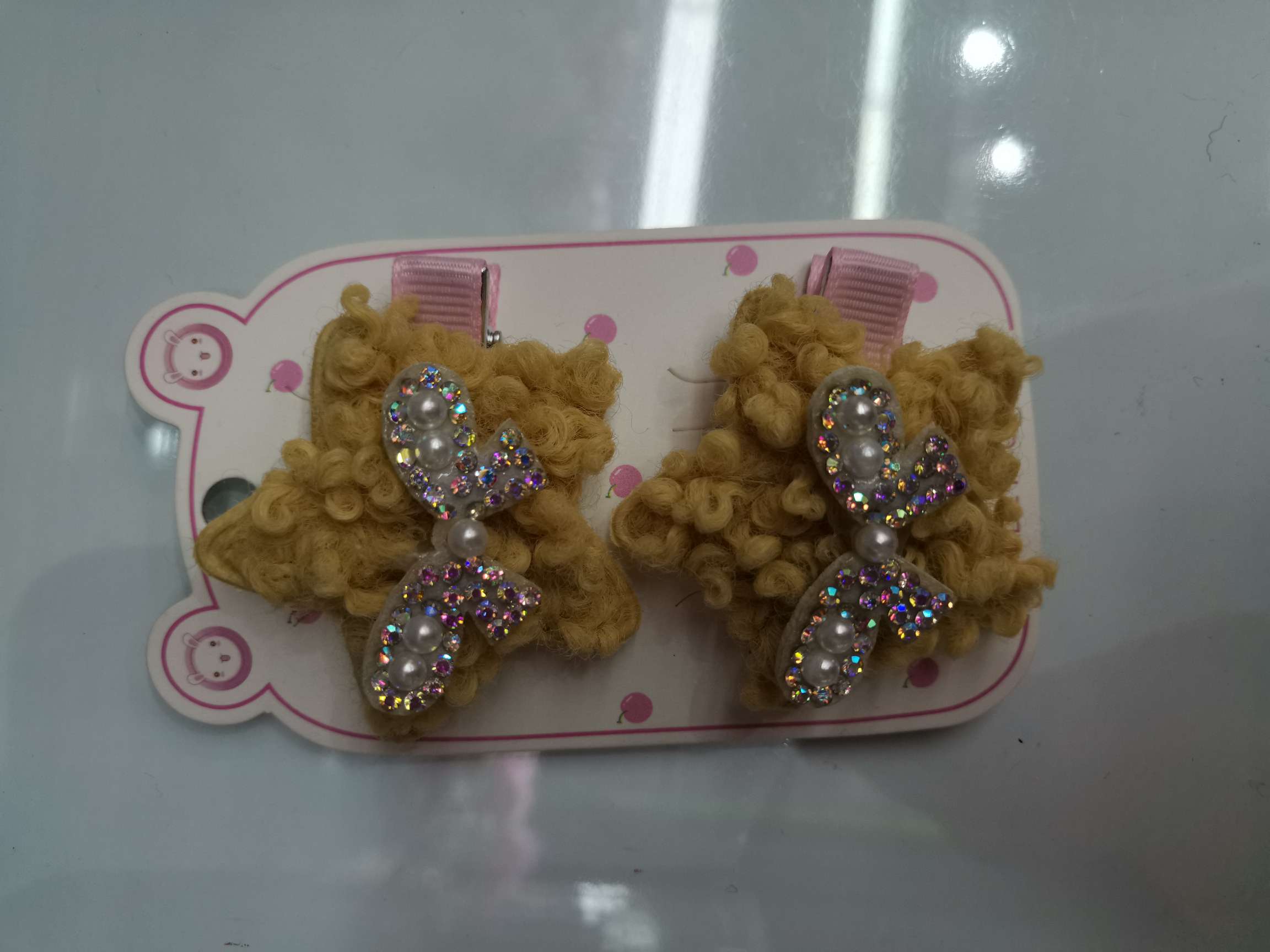 毛绒五角星粘蝴蝶