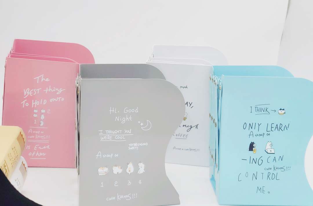 Cute more telescopic book stand thumbnail