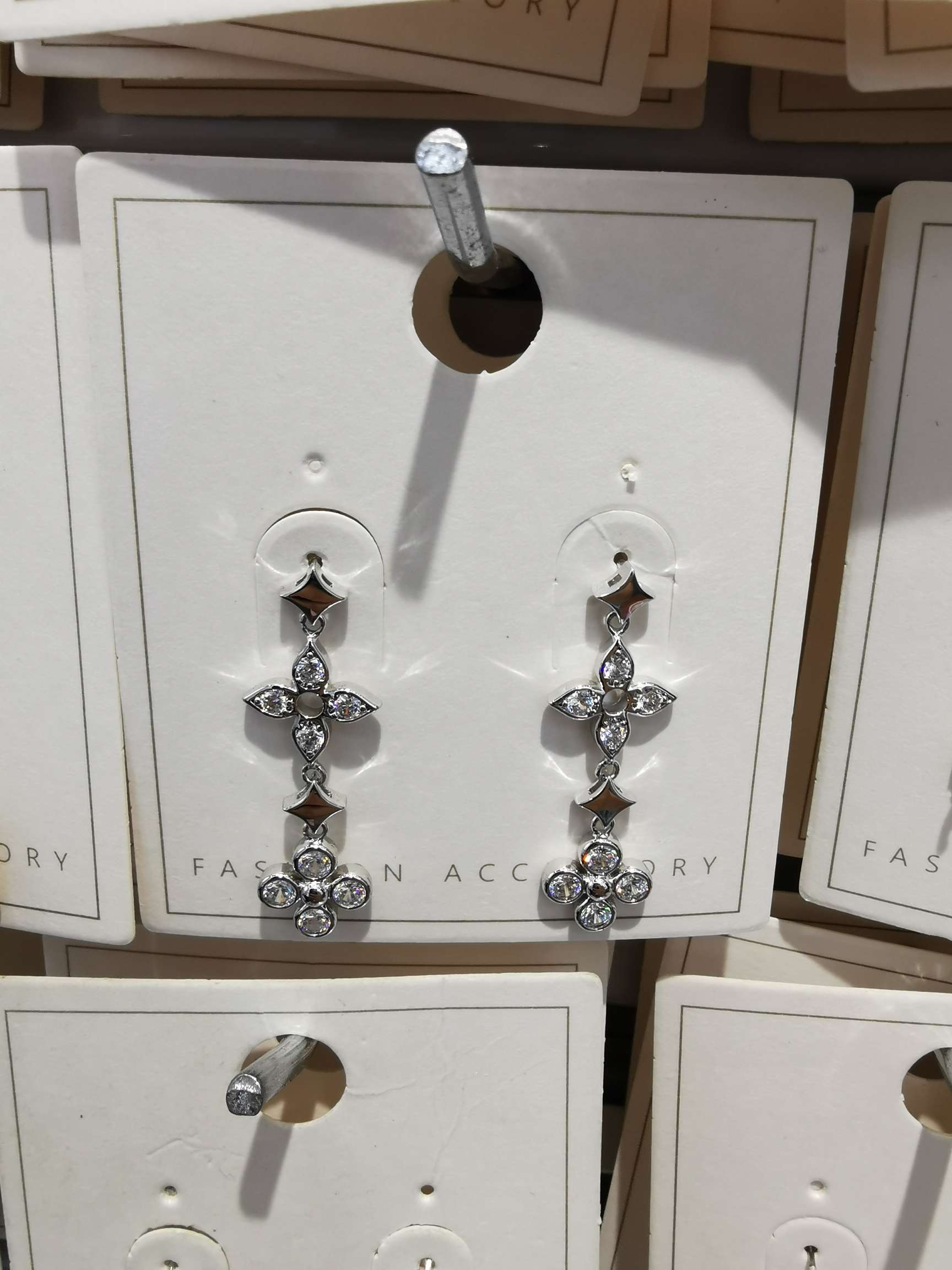 Dangle earrings