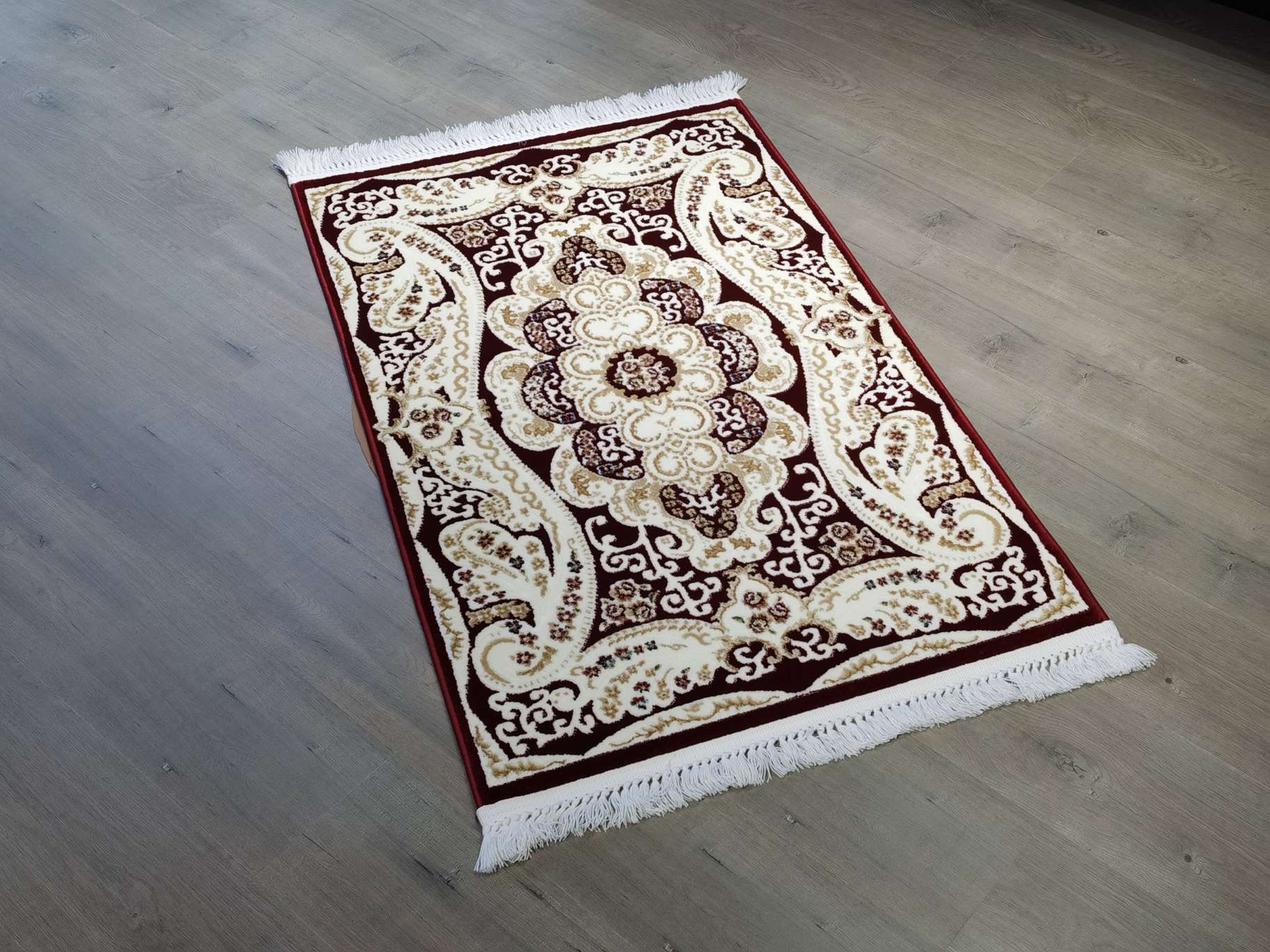 Tiger fish carpet living room, European luxury, retro style, American country, Persian coffee table, bedside bedroom Item Picture