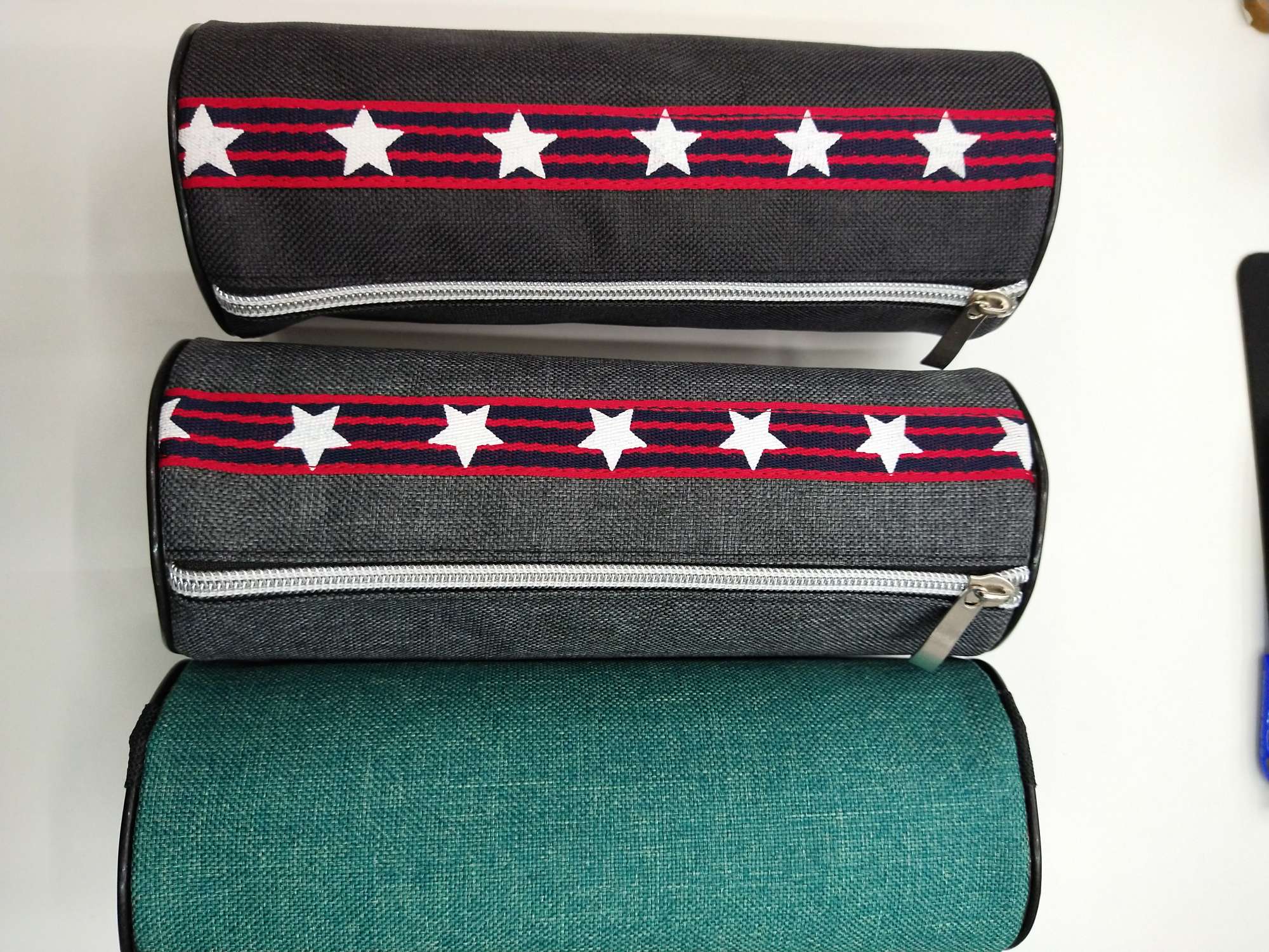Yuantong pen bag thumbnail