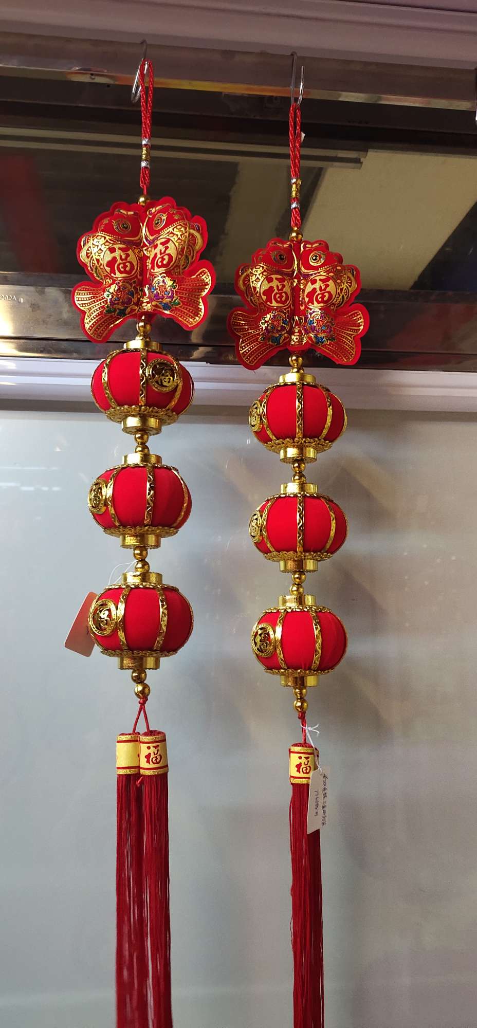 Double Fish hanging three golden edge lantern strings, festive wedding and festival supplies factory direct sales, sample customization, moving into a new home