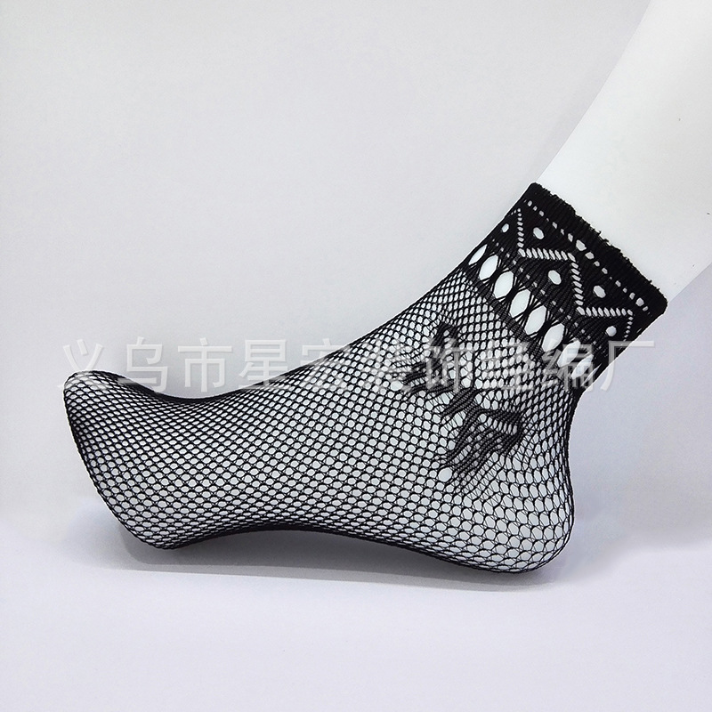 Factory wholesale supply of thin women's breathable socks, jacquard sexy and fashionable socks, and new styles for women Application Scenario