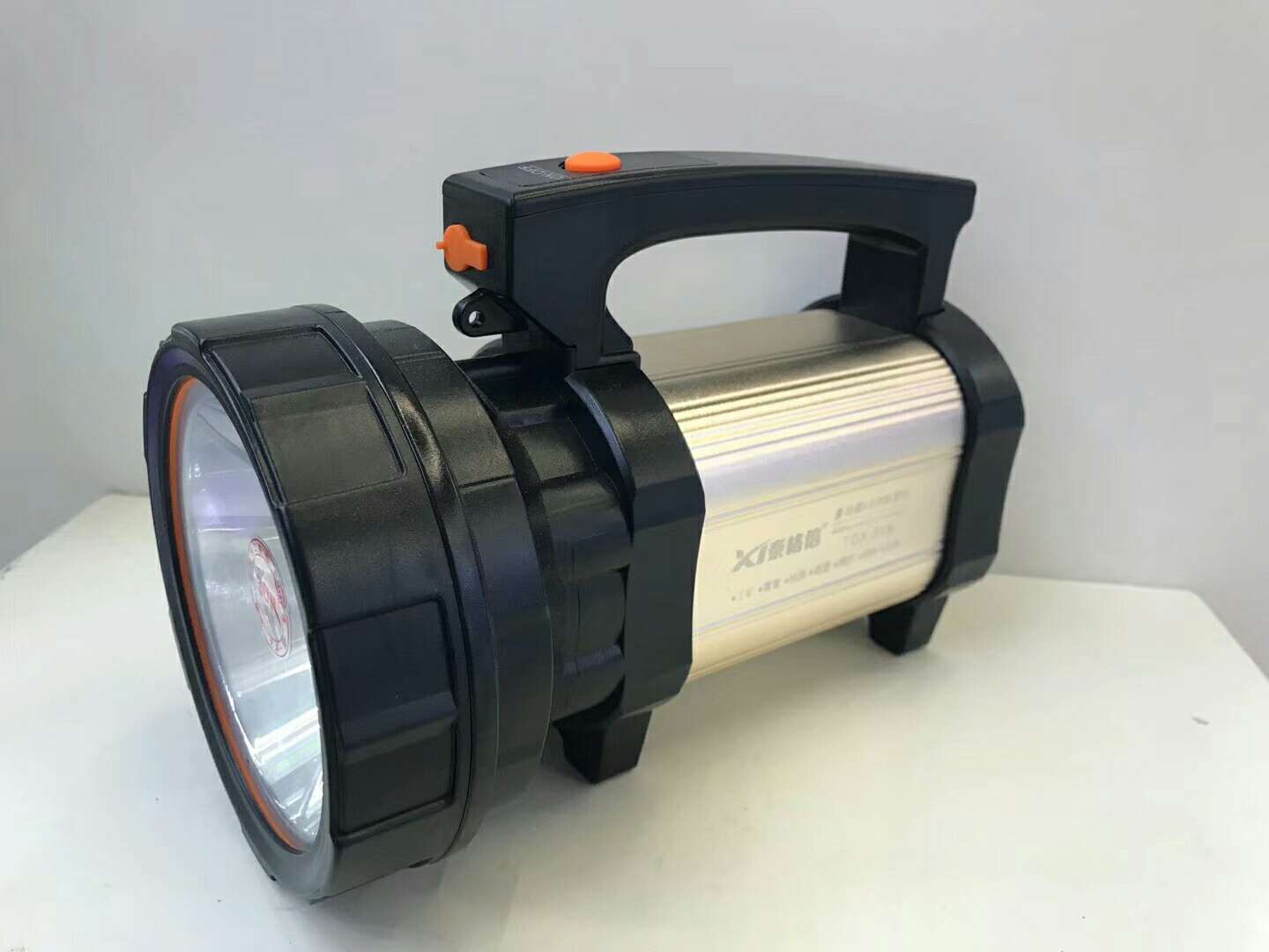 Taigexin LED Aluminum Alloy high-intensity Searchlight TGX-998 details Picture