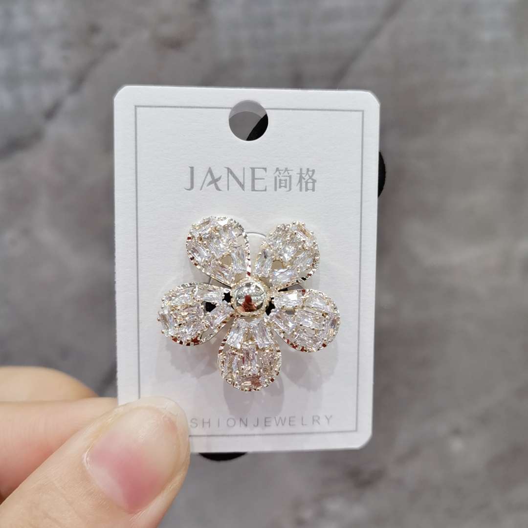 Flower zircon leather band