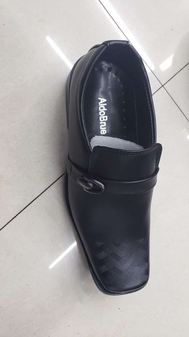 "Formal suit leather shoes details Picture