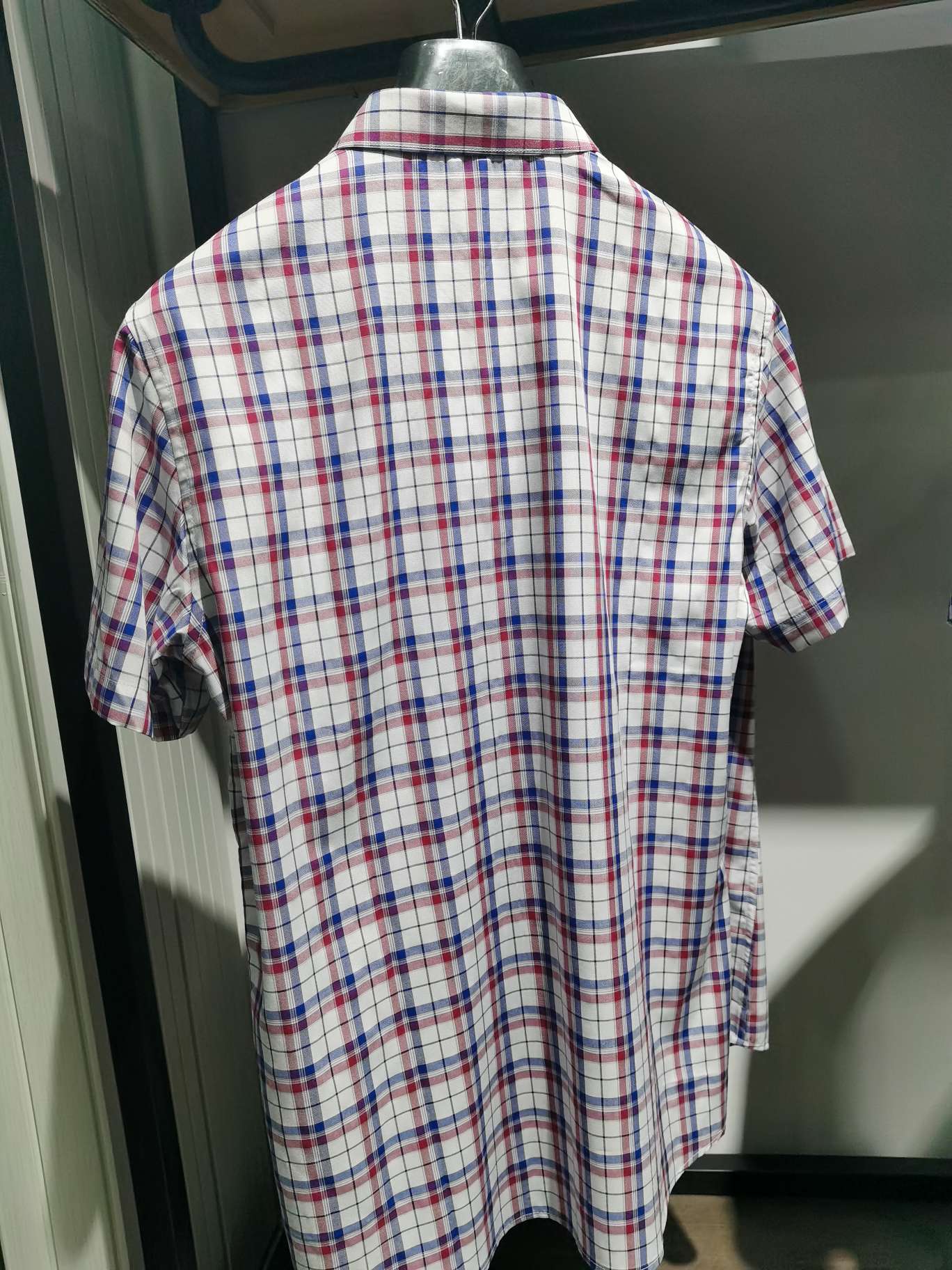 男士休闲透气短袖衬衫产品图