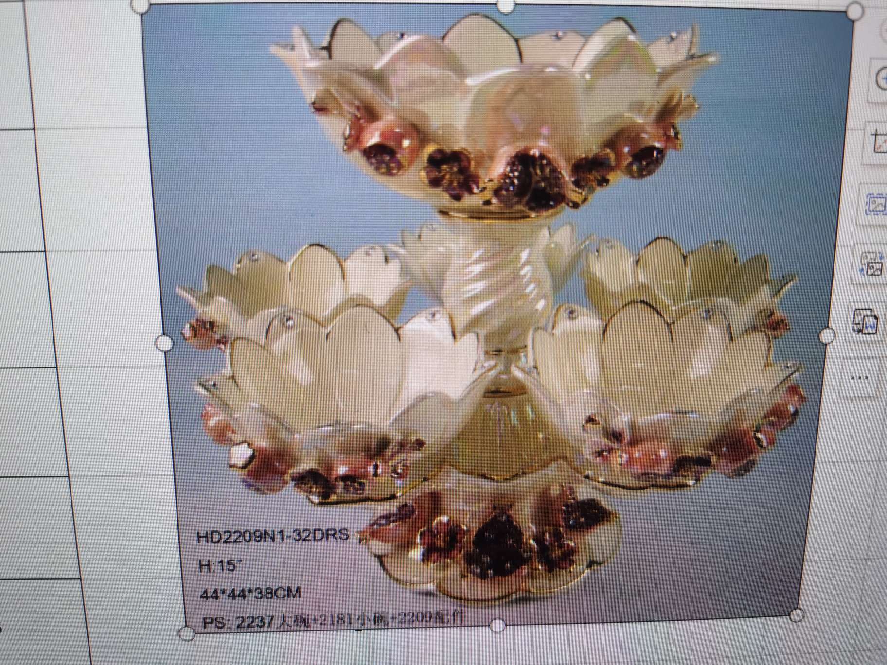 Fruit platters, ornaments, dried fruit platters, candy platters