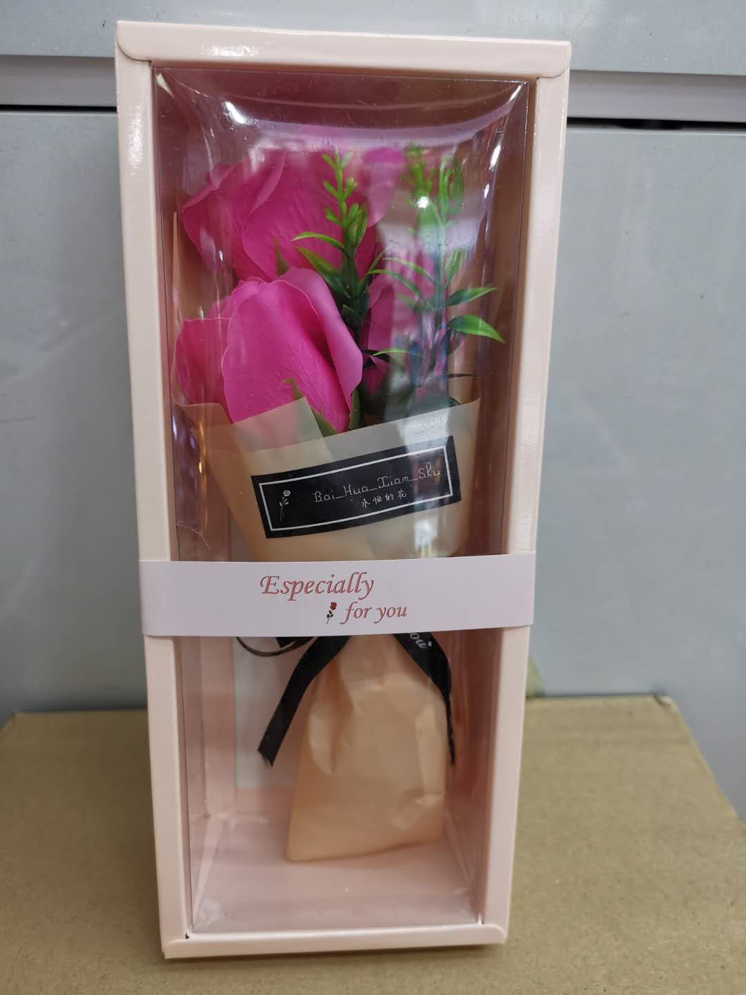 Teachers' Day gift: 3 soaps, Rose gift box, Hairuo 05 Application Scenario