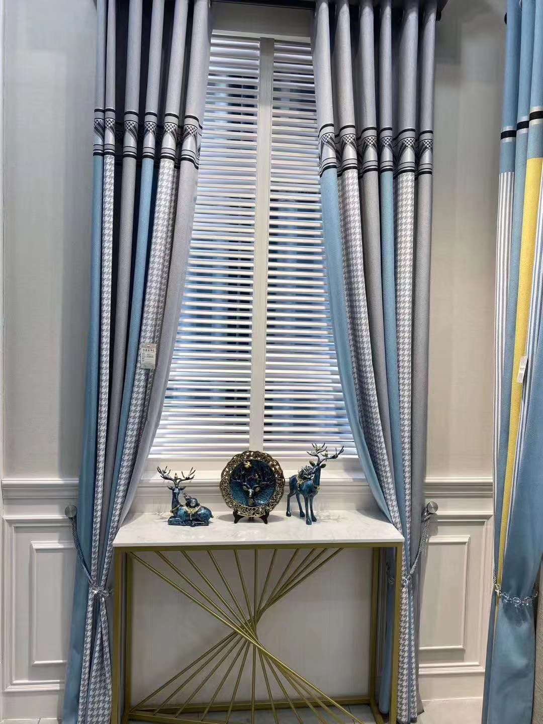 New factory direct sales available for retail and wholesale of high-end multi-color seamless splicing curtains with a thousand bird pattern Specification image