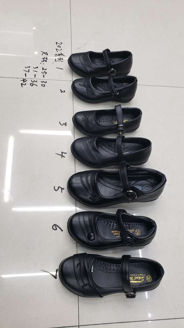 Black-soled injection-molded student leather shoes for women Item Picture