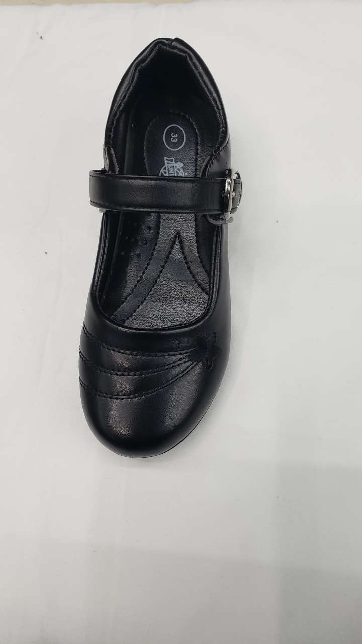 Black-soled injection-molded student leather shoes for women details Picture