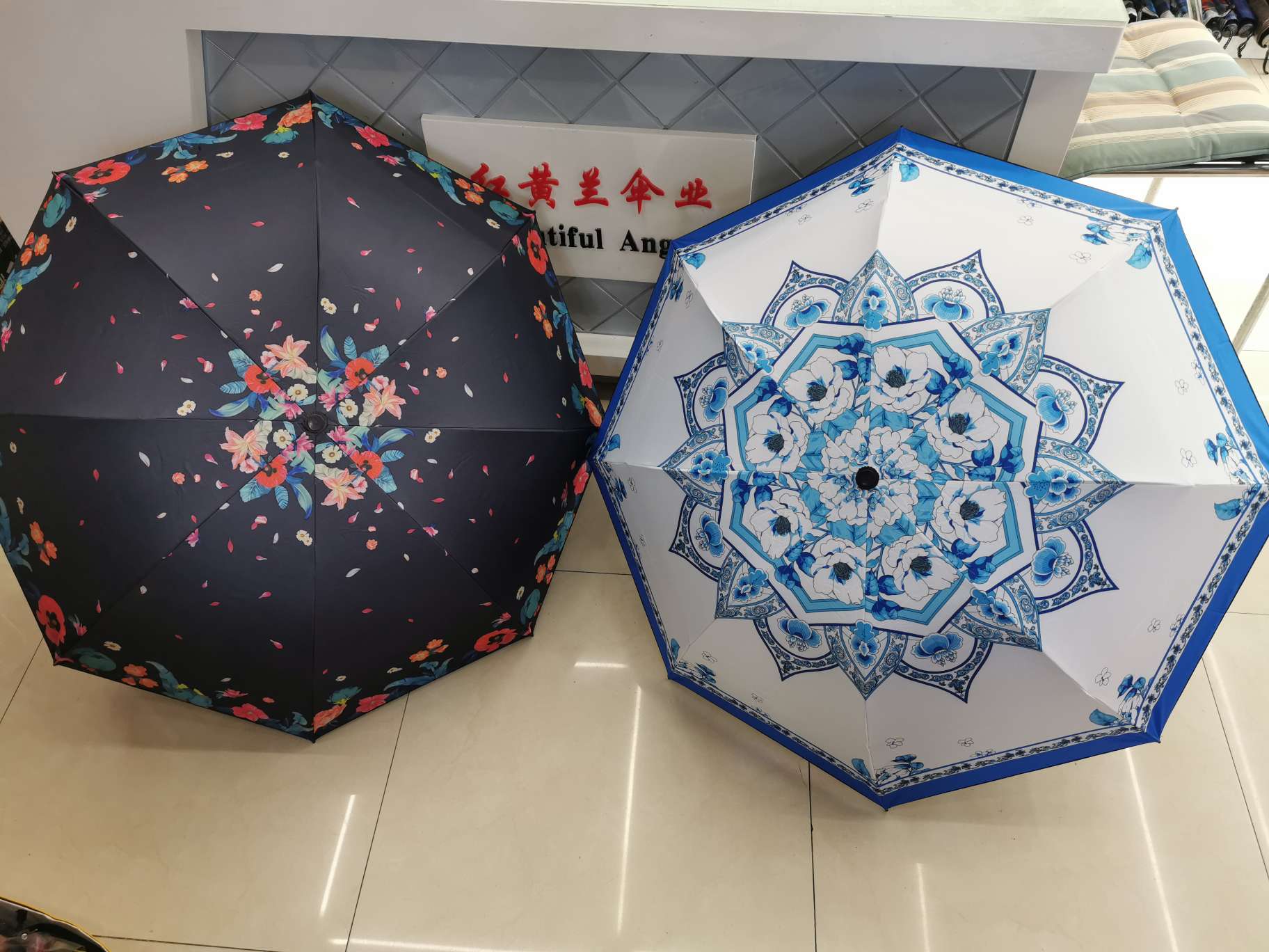 Special price black rubber sun protection and shade umbrella for both sunny and rainy days Application Scenario