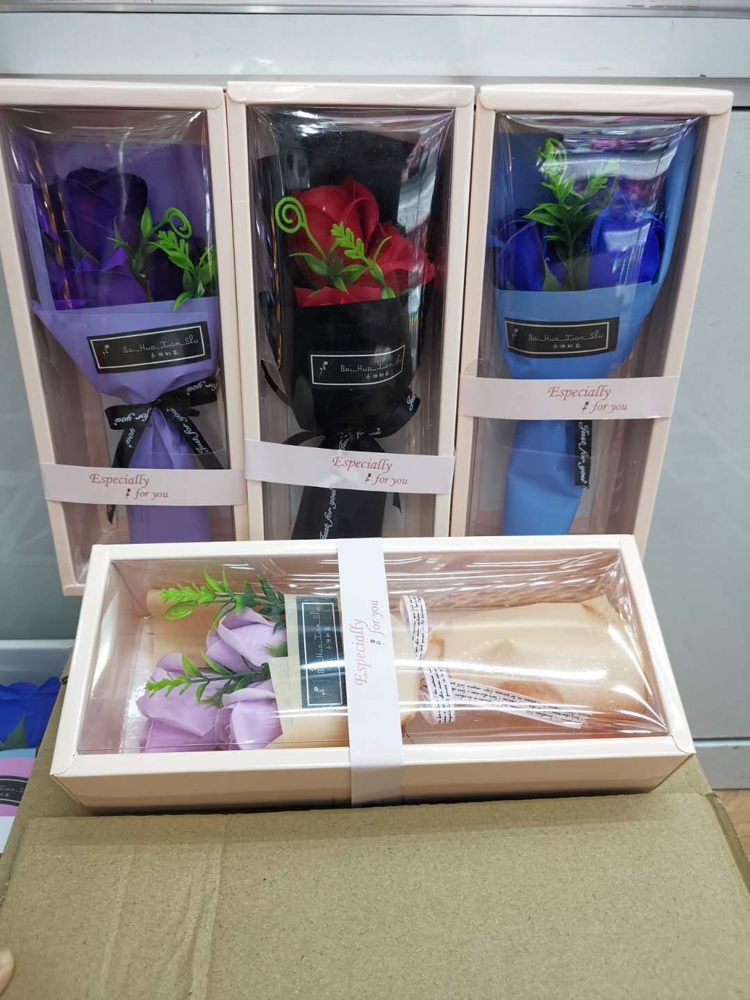 Teachers' Day gift: 3 soaps, Rose gift box, Hairuo 05