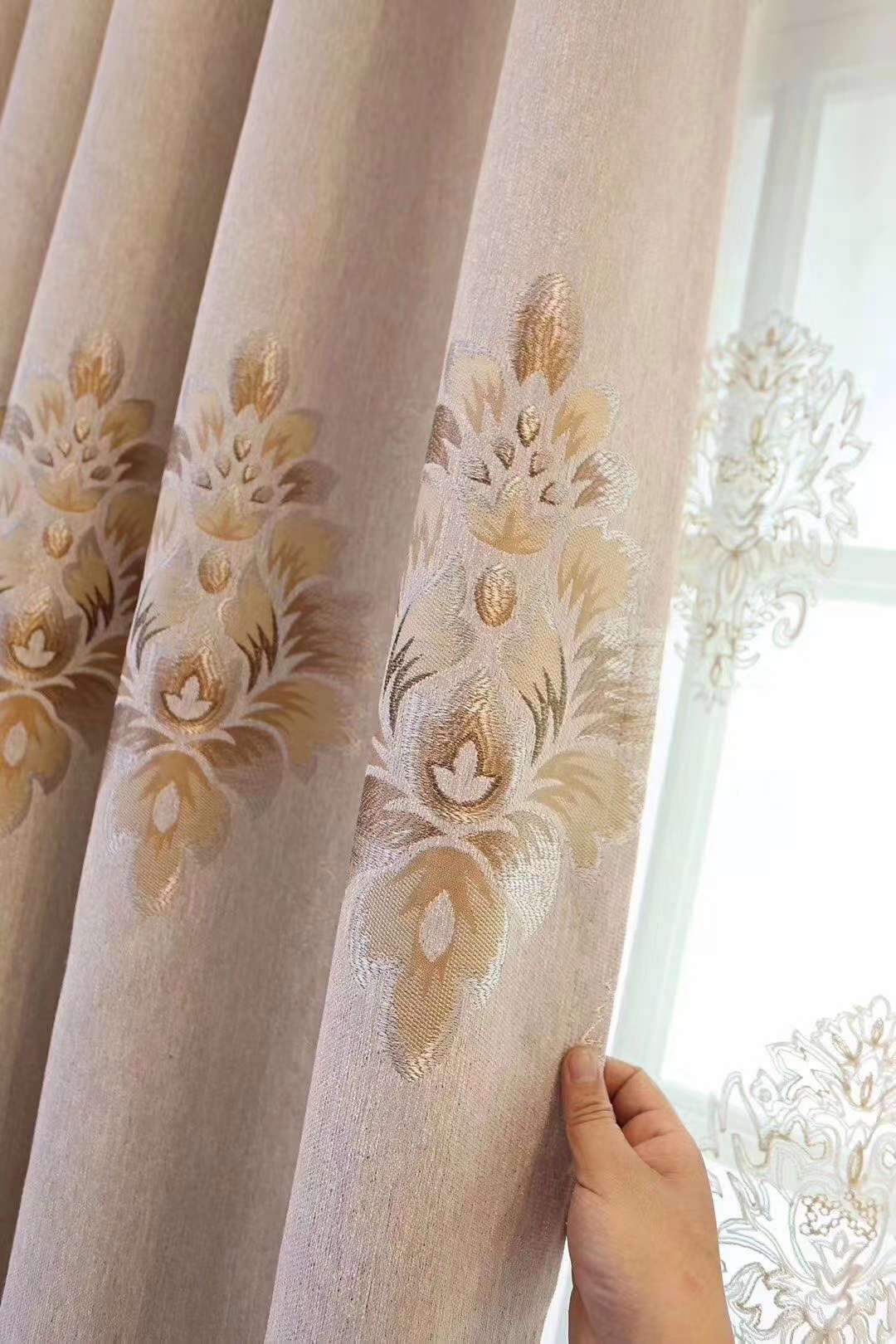 New style factory direct sales available for retail and wholesale of high-end jacquard curtains made of Carshenie Application Scenario