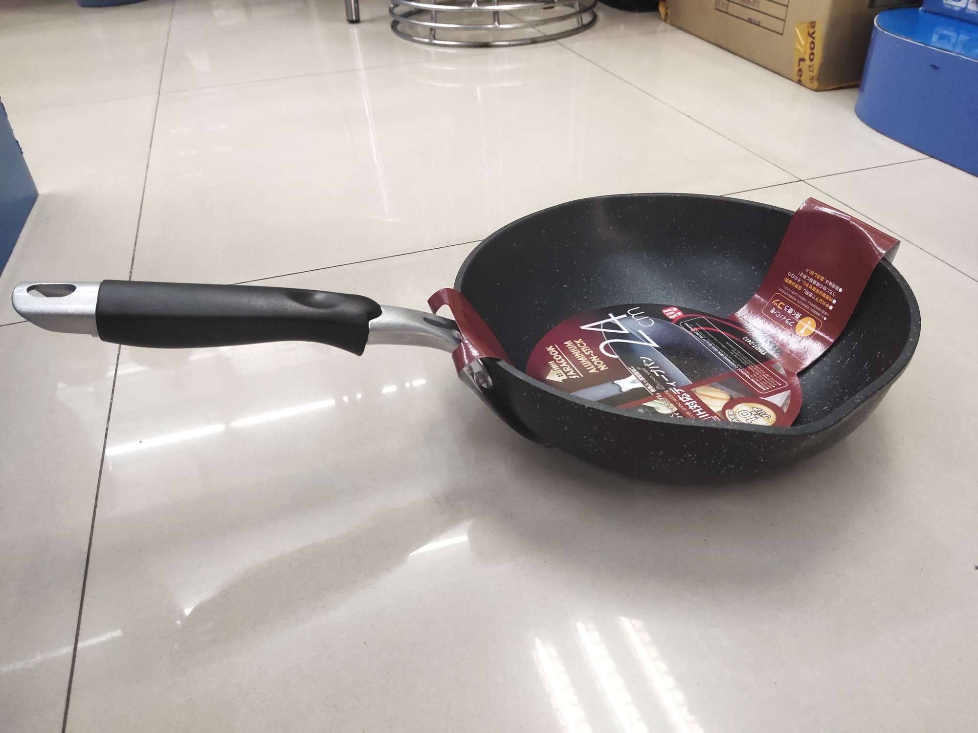 SARACOOK exports 24cm of tourmaline imitation die-casting with a spout, non-stick wok/deep-frying pan with a double-bottom gas induction cooker, suitable for Japan
