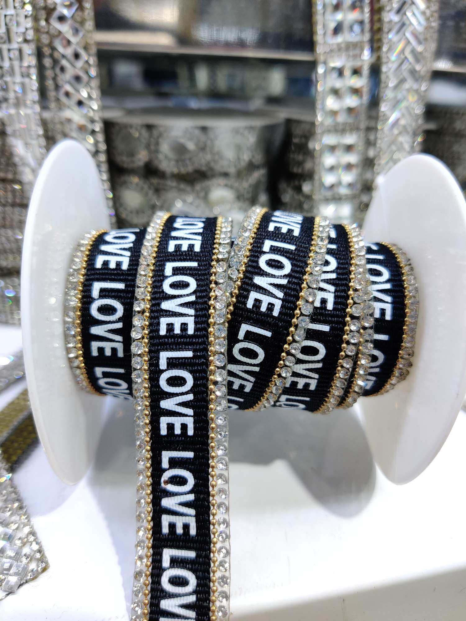 Rhinestone mesh tape code drill black and white