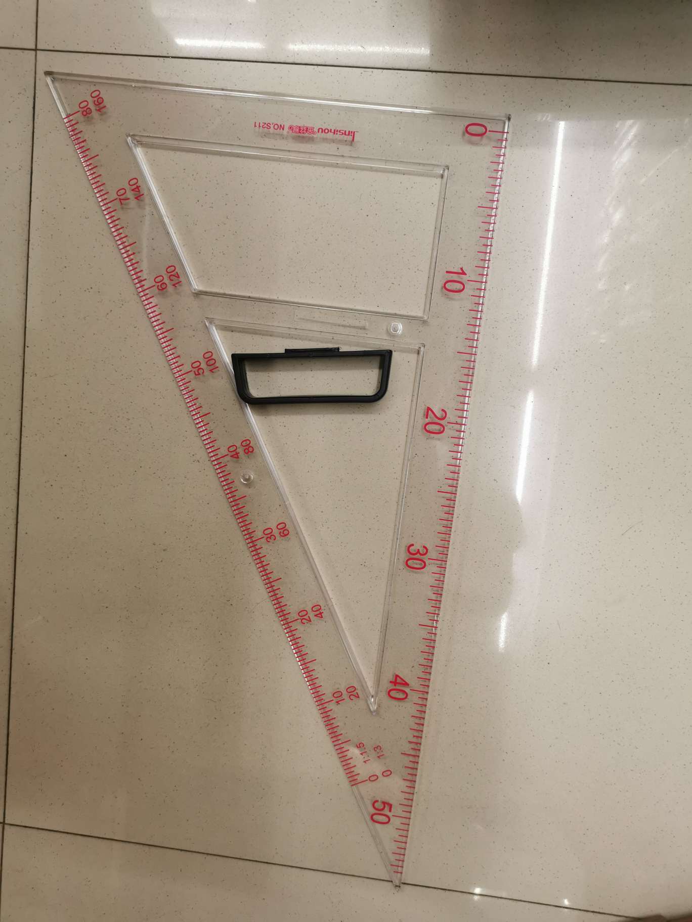 50厘米教学三角板，脱卸手柄，方便携带。细节图