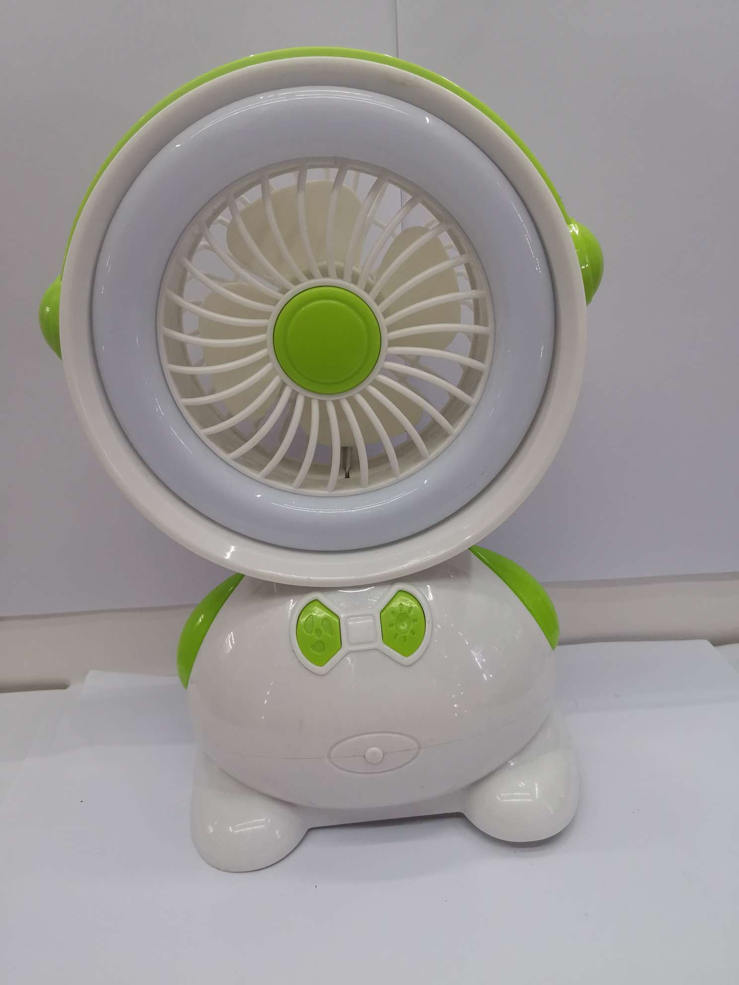 Cartoon fan with light thumbnail