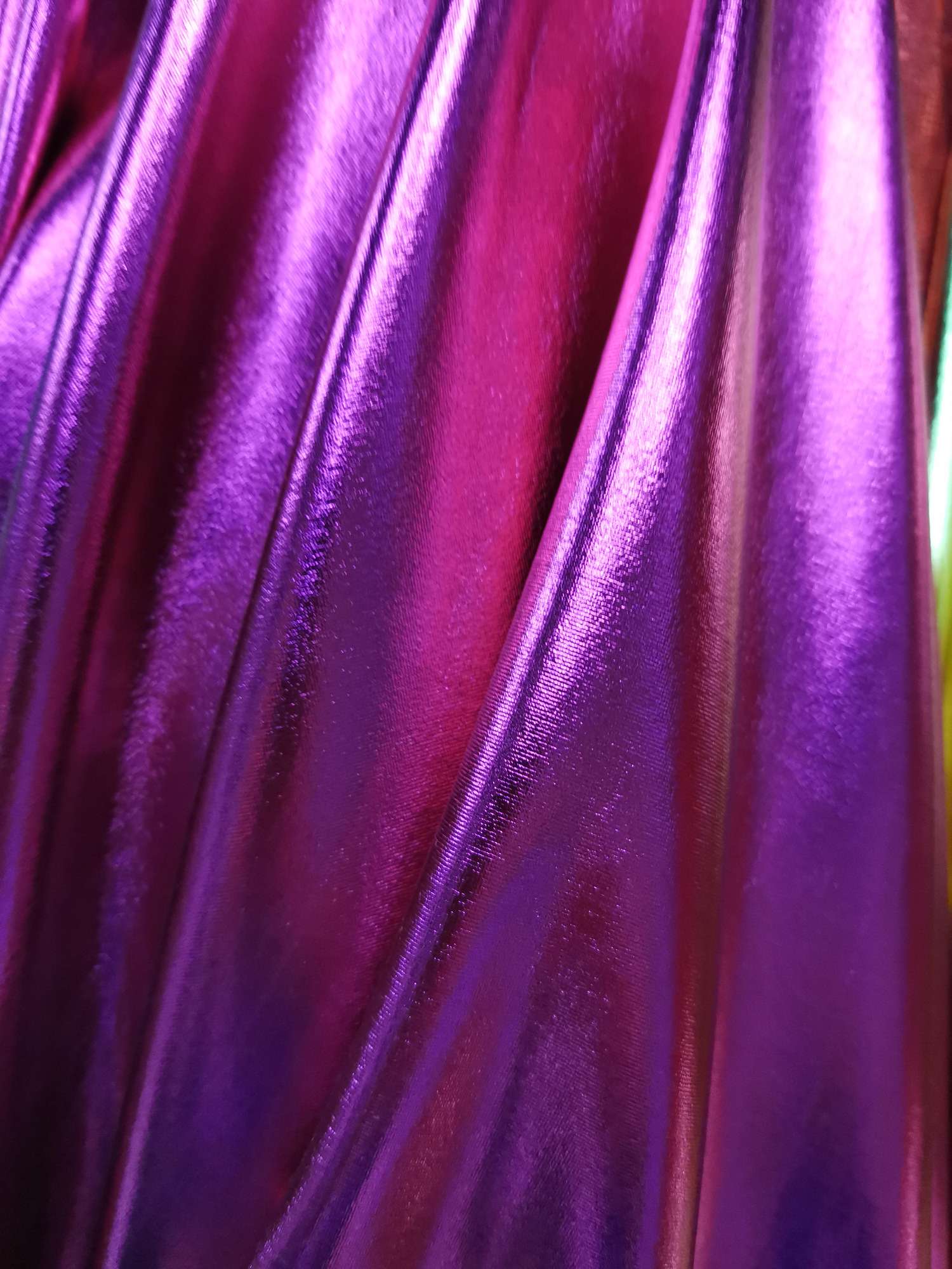 Spandex gold-embossed fabric rose red factory direct sales, wholesale and retail, in stock. For orders, please consult