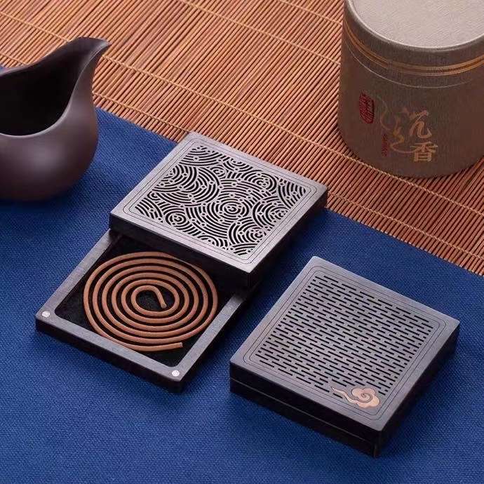 Portable incense box Rosewood boxwood pan incense box Aloes sandalwood box thumbnail