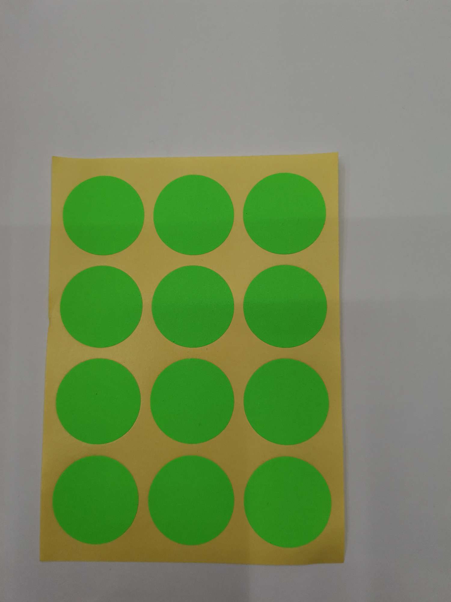 3cm round fluorescent adhesive green thumbnail