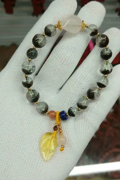 Women's Single Loop Bracelet With Natural Crystal Green Ghost Beeswax Bracelet