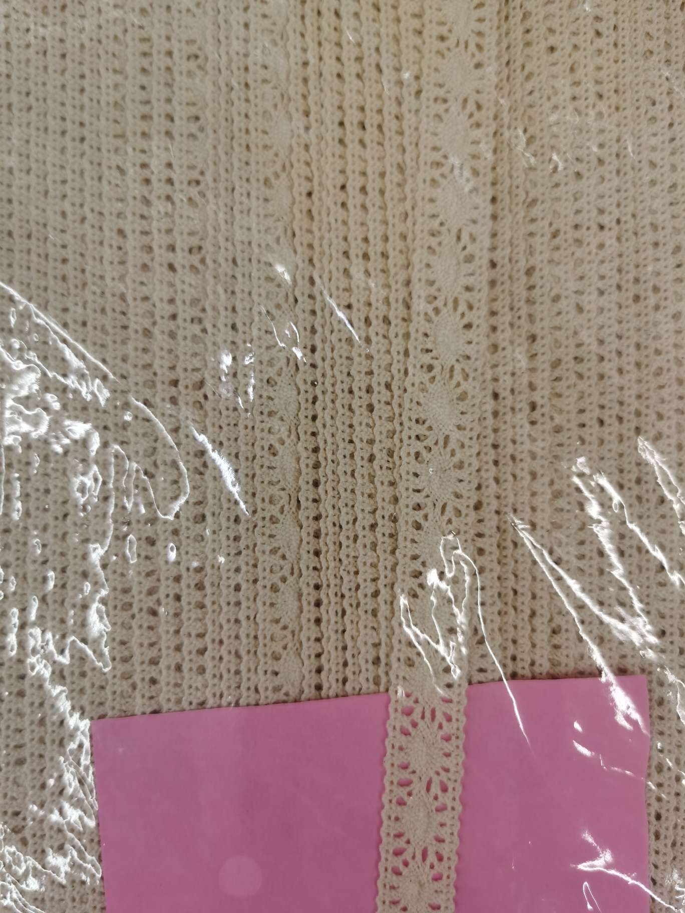 Lace embroidery with cotton thread thumbnail