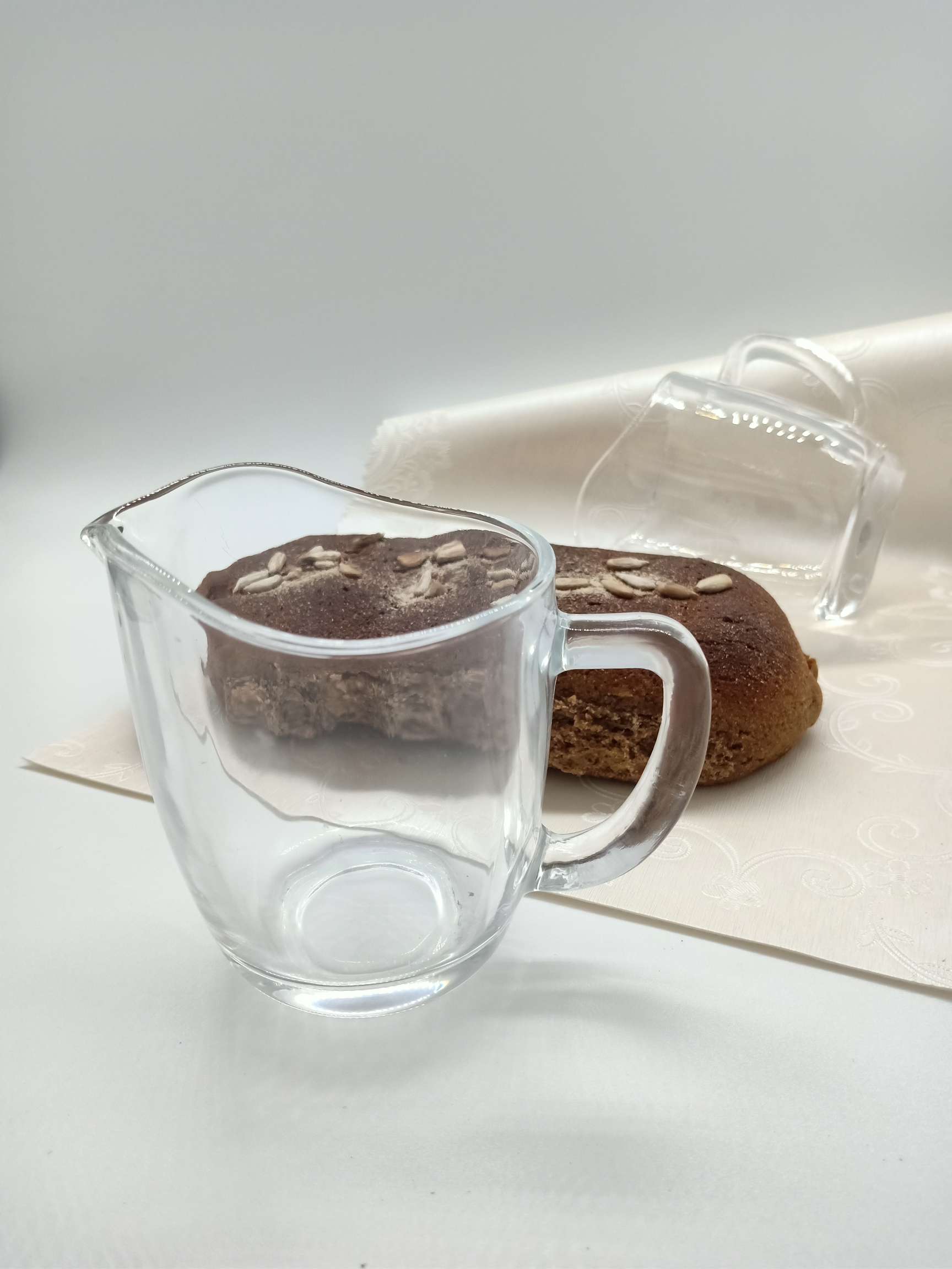 Single glass kitchenware, breakfast milk cups, wine glasses, and small decanters Specification image