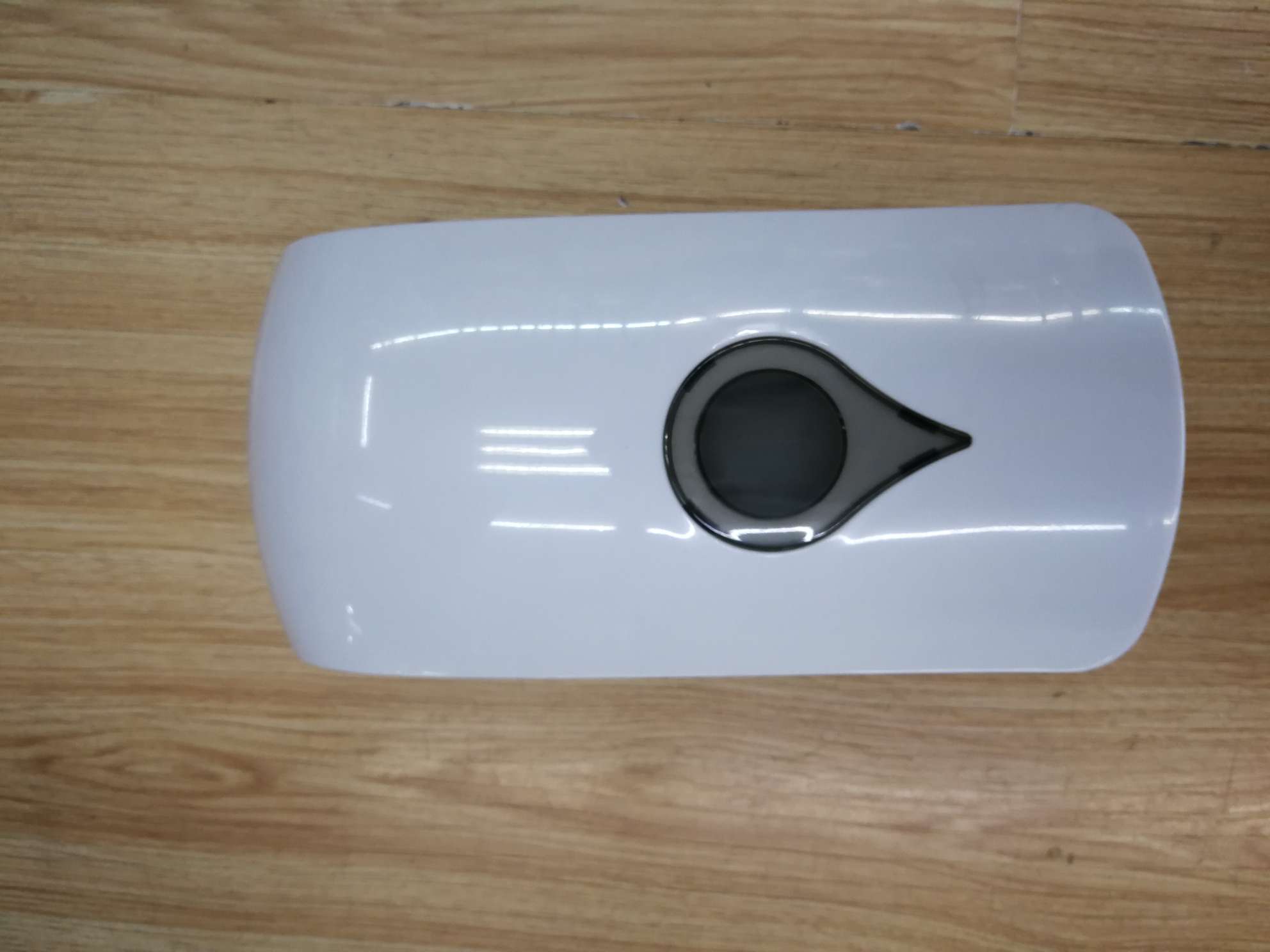 感应皂液器