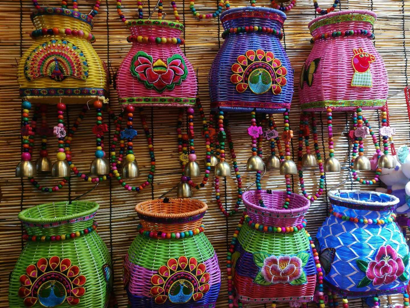 Back basket wind chime