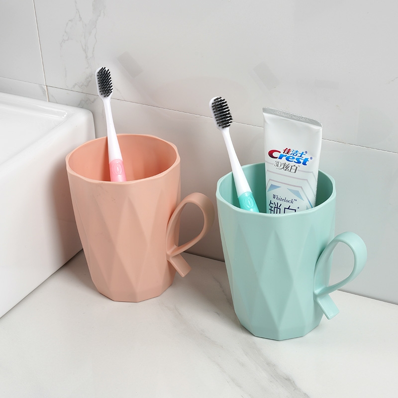 Simple and creative mouthwash cup with handle, anti-drop washbasin cup, fashionable brushing cup for home bathroom, cute toothbrush holder Specification image