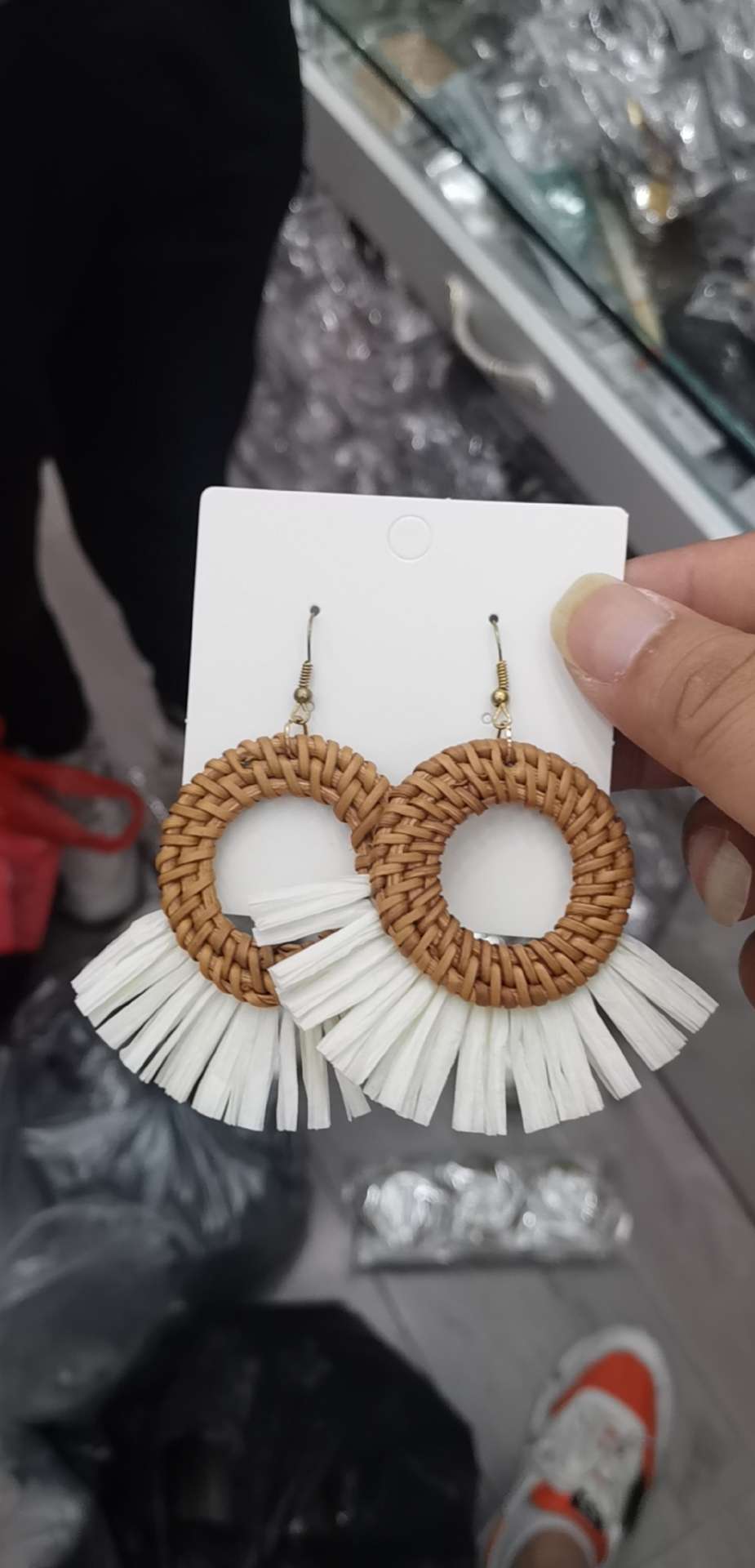 Girl with earrings thumbnail