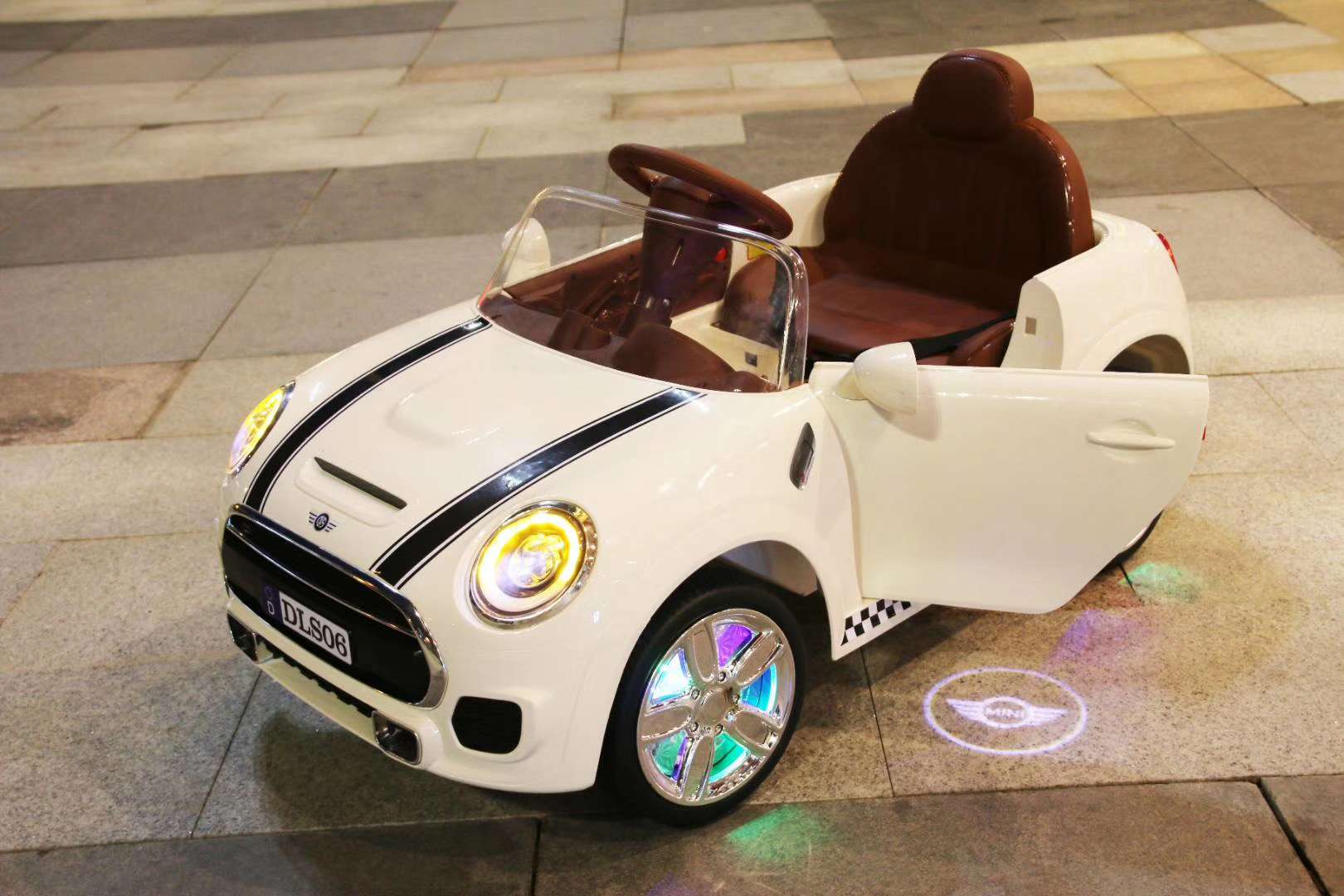 儿童新款汽车