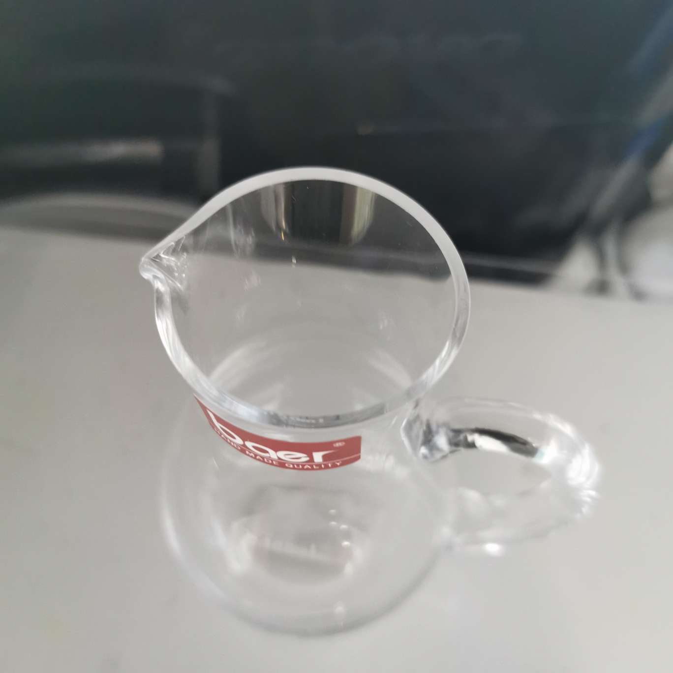 Crystal wine dispenser, white spirit wine dispenser, home and hotel creative glass wine dispenser, wine pouring device Specification image