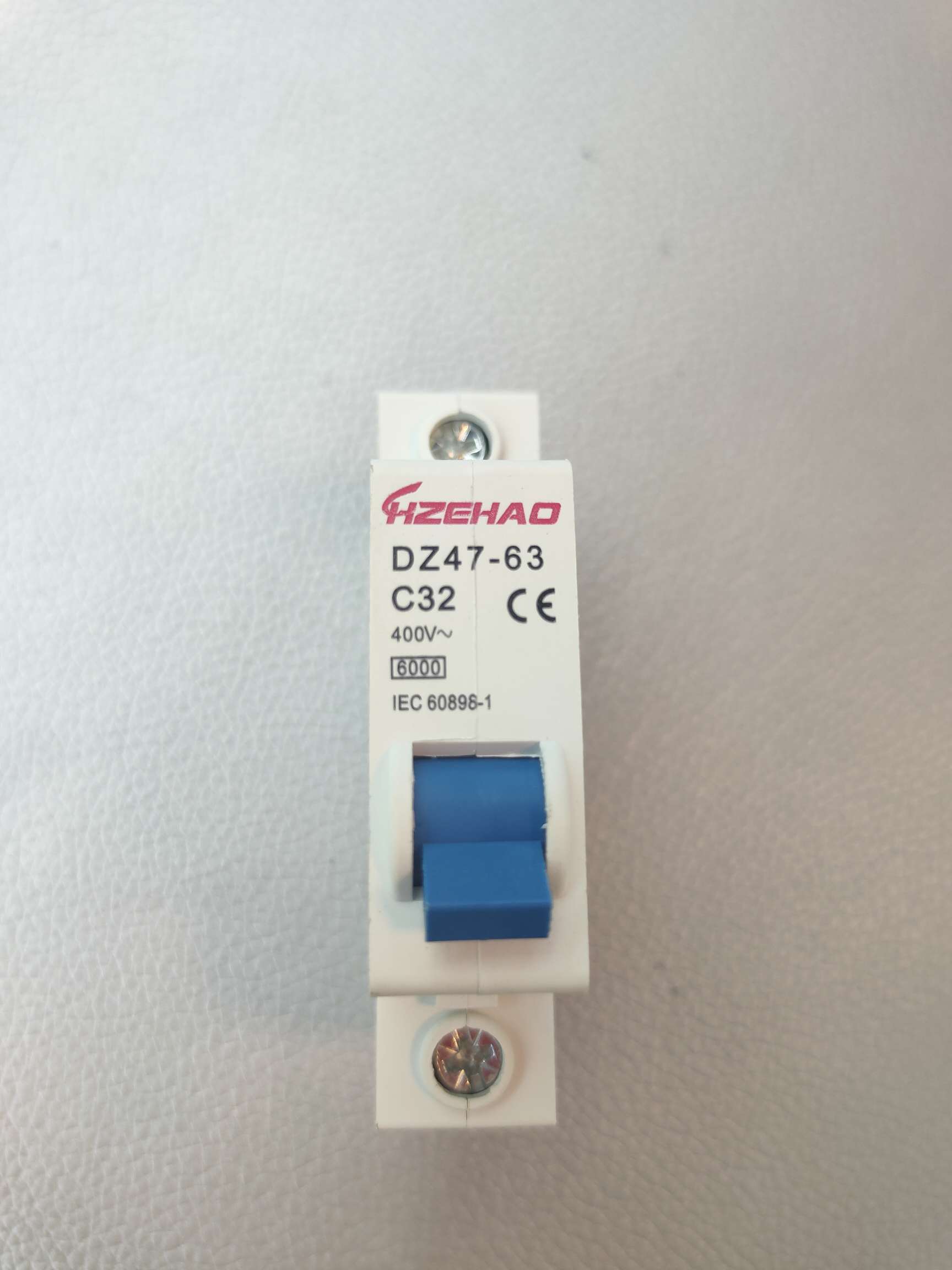 Miniature circuit breakers 1A-63A details Picture