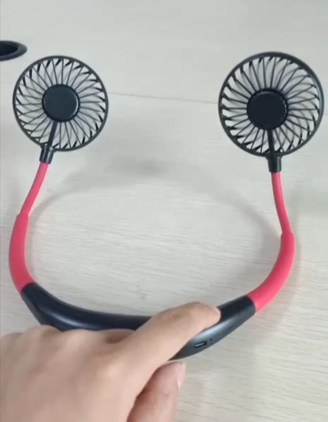 Lazy neck fan three generations of aromatic colorful fans USB fan silicone hose fan