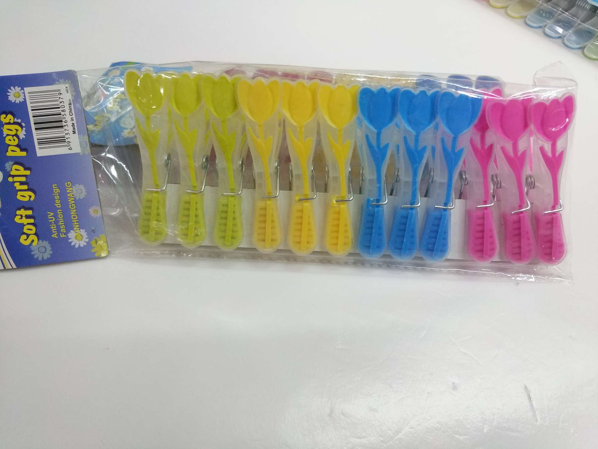 厂家直销环保塑料材质双色夹细节图