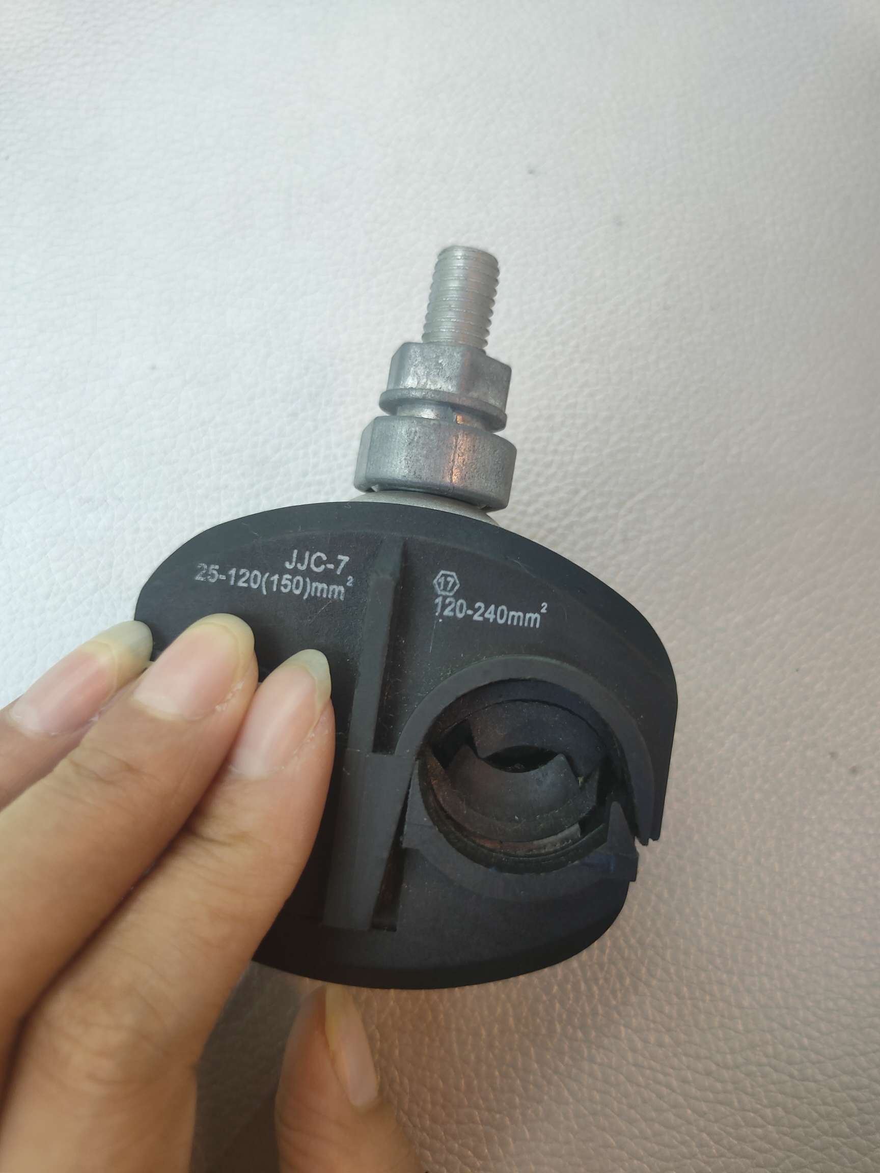 穿刺线夹JJC-7
25-120(150)
120-240白底实物图